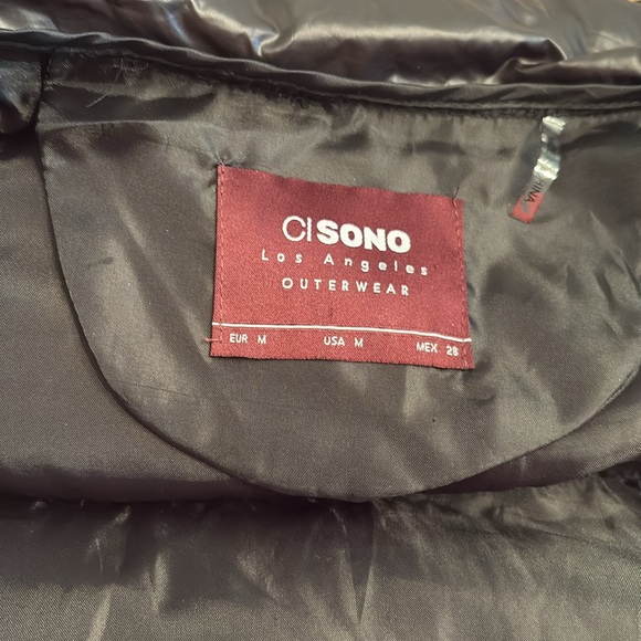 Black puffer coat - Picture 4 of 8